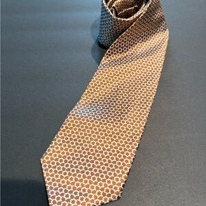 Brioni Copper and White Geometric Tie
